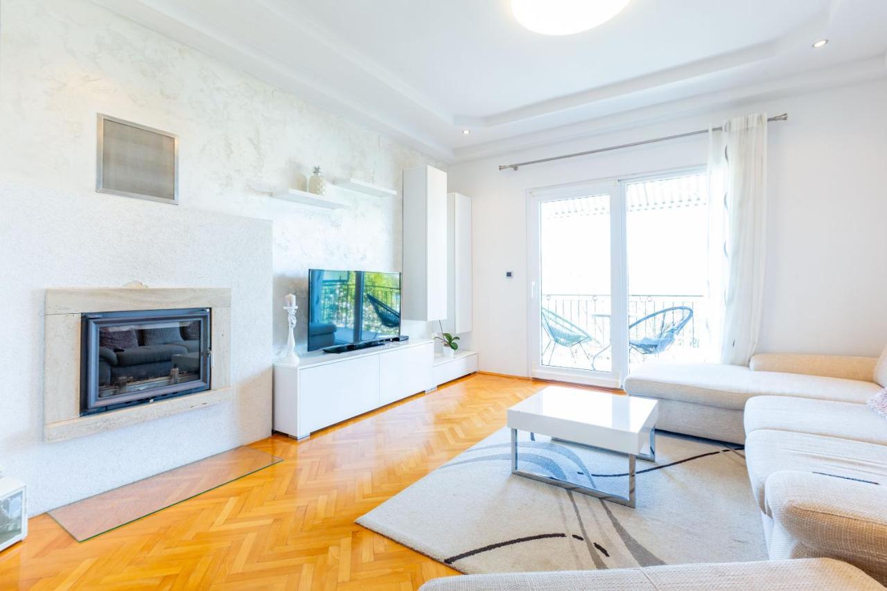 Rs Two Bedroom Apartment Sukošan Eksteriør billede