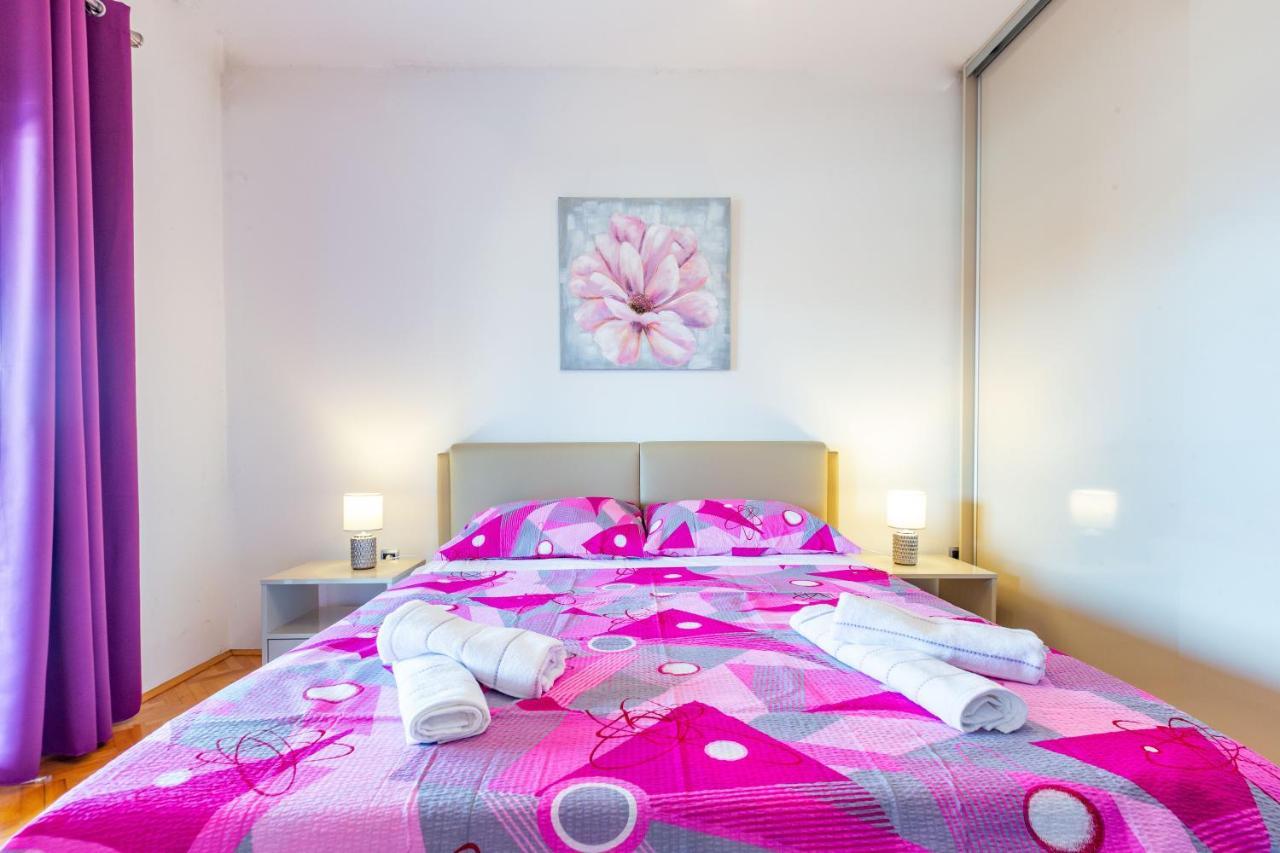 Rs Two Bedroom Apartment Sukošan Eksteriør billede