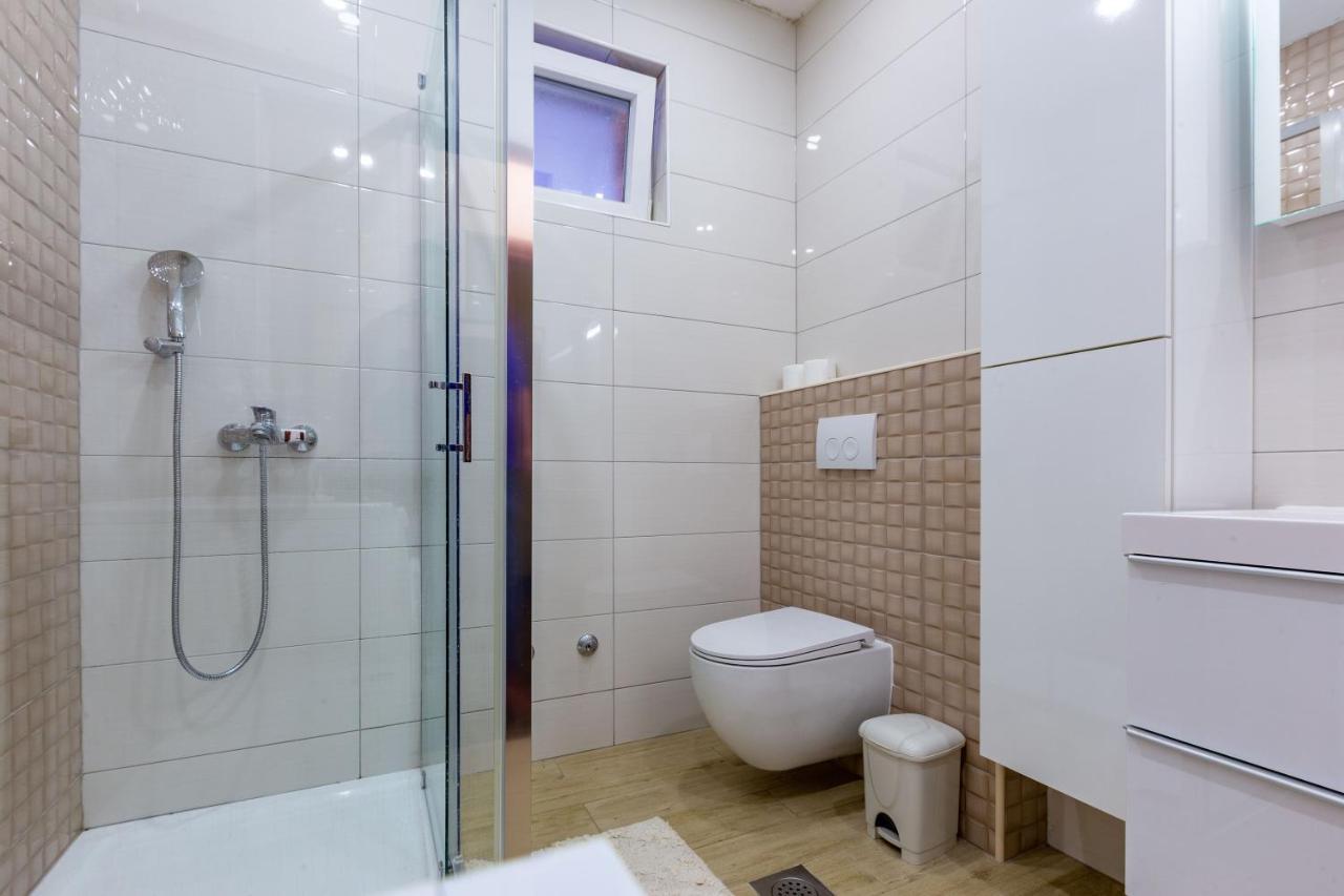 Rs Two Bedroom Apartment Sukošan Eksteriør billede